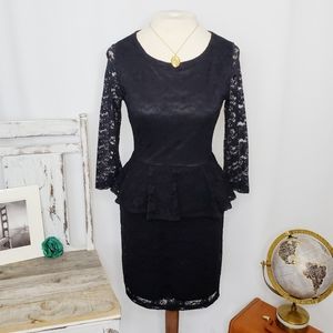 Black Forever 21 Cocktail Lace Dress - S (NWOT)